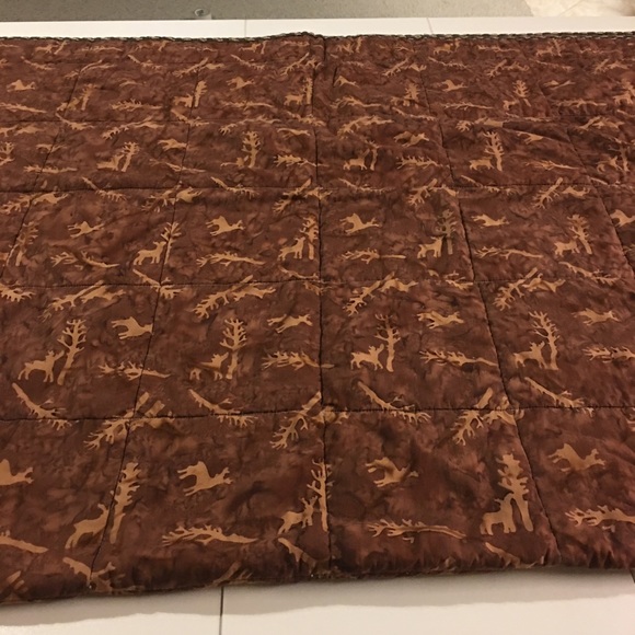 Fall Design Handmade Quilt - Picture 11 of 16